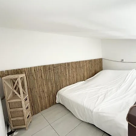 Spacious House For 6 With Pool Table *
